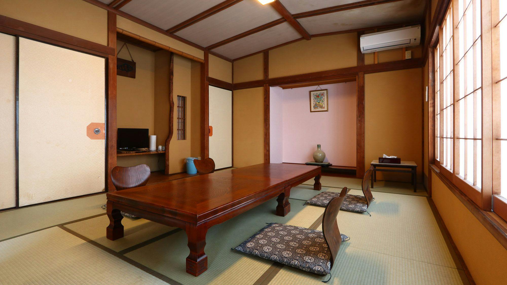 Sazanami Inn (Sazanami-kan)