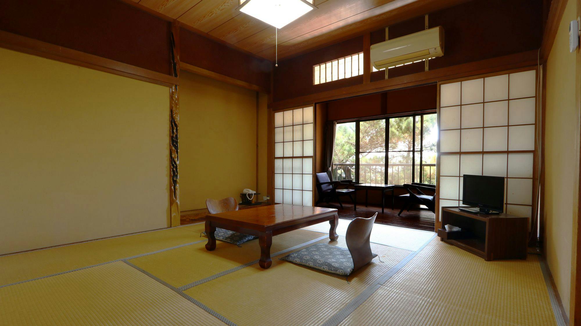 Sazanami Inn (Sazanami-kan)