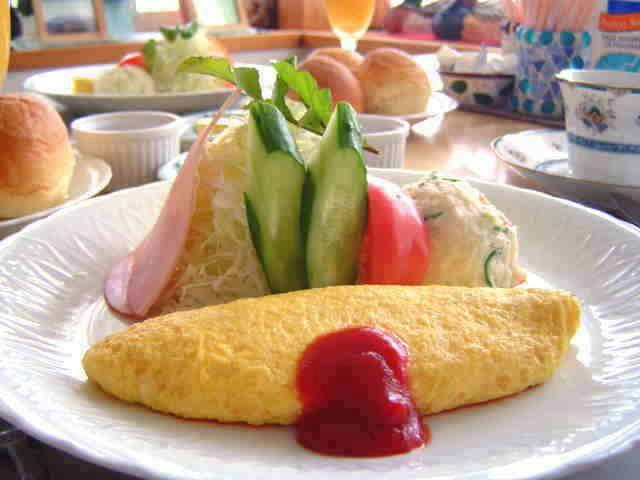 Accommodation with Delicious Food and Drinks YES・NO