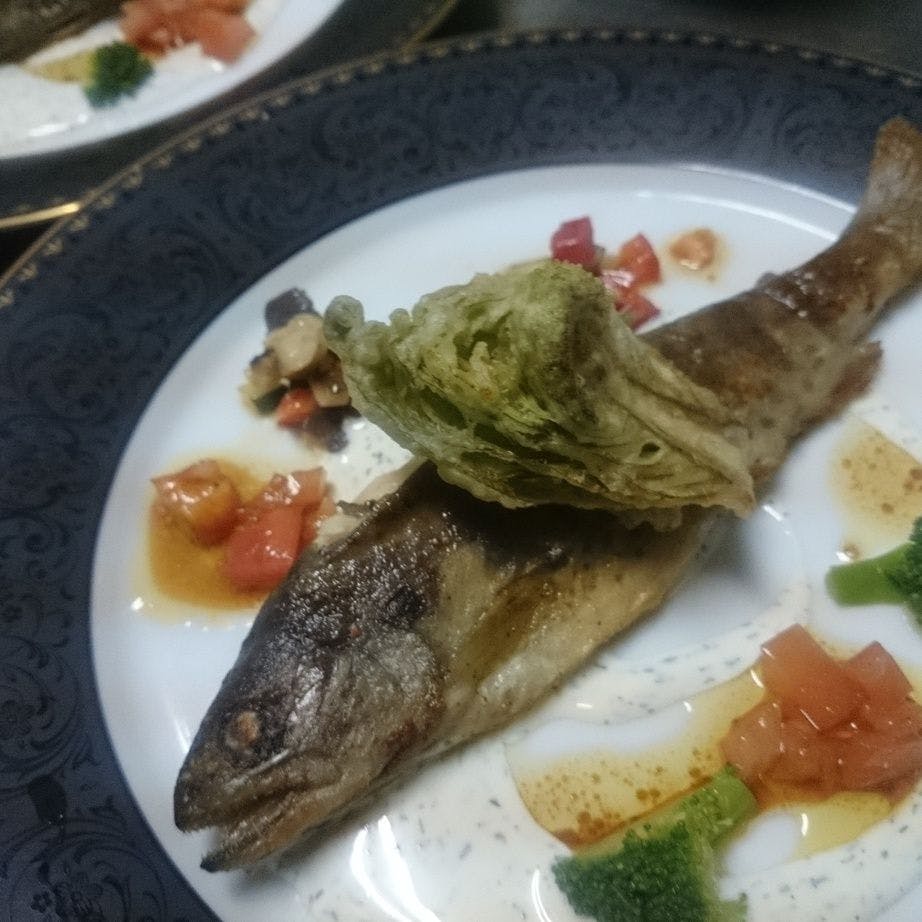 Accommodation with Delicious Food and Drinks YES・NO