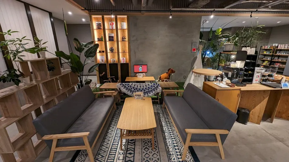 ArC LIFESTYLE SPACE & HOTEL