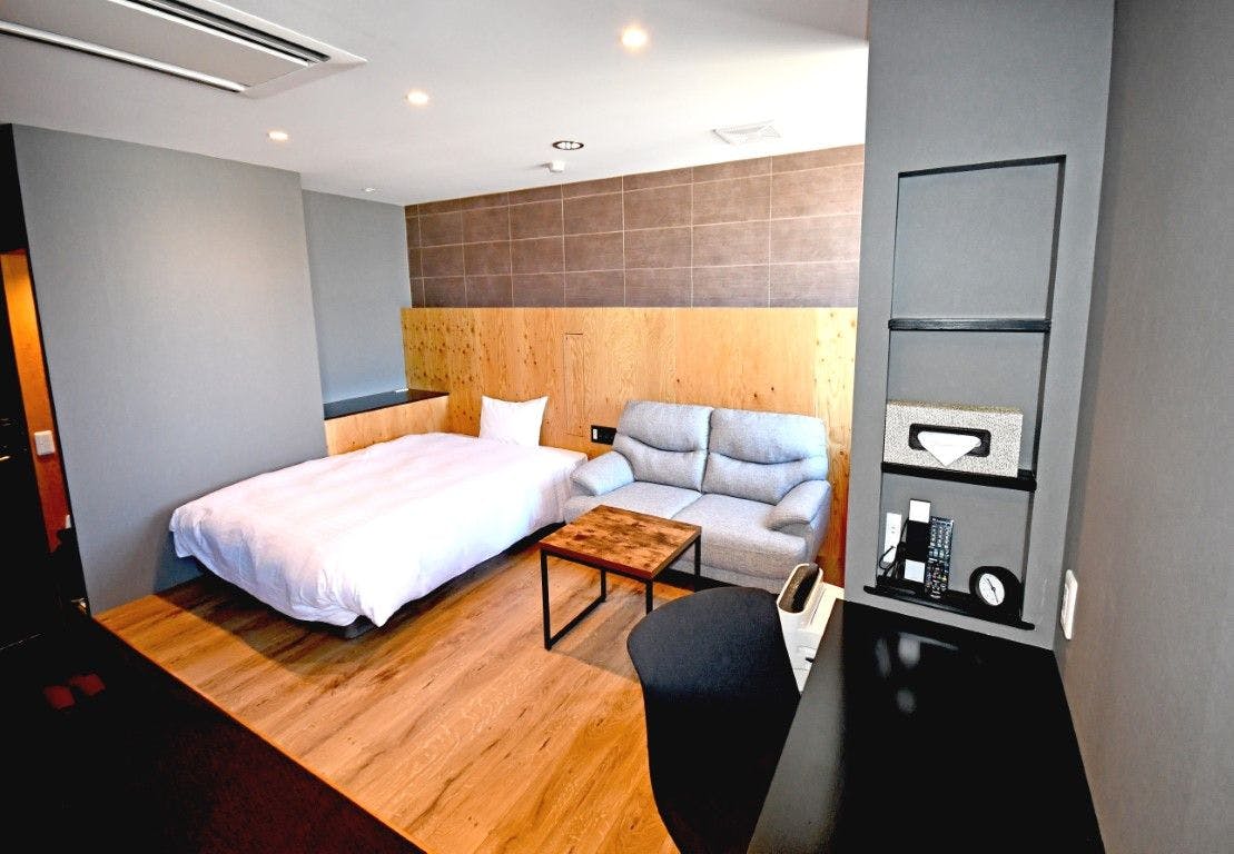 ArC LIFESTYLE SPACE & HOTEL