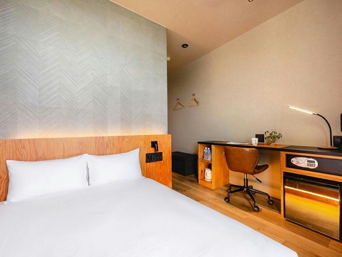 ArC LIFESTYLE SPACE & HOTEL