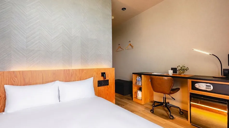ArC LIFESTYLE SPACE & HOTEL