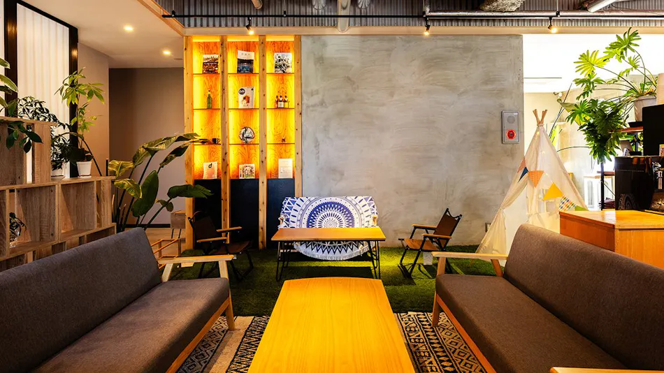 ArC LIFESTYLE SPACE & HOTEL
