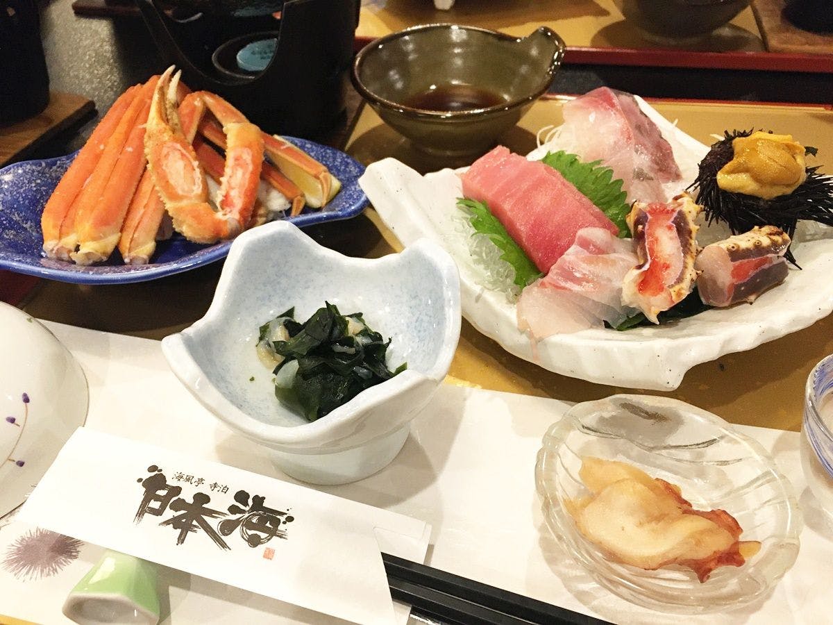 Kani to Katsugyo Ryori no Yado Kaifutei Teradomari Nihonkai