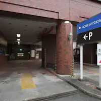 ที่จอดรถโรงแรม ※ มาก่อนได้ก่อน