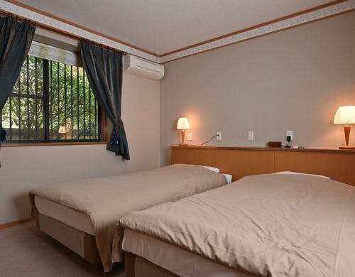 ベッド2台×2部屋