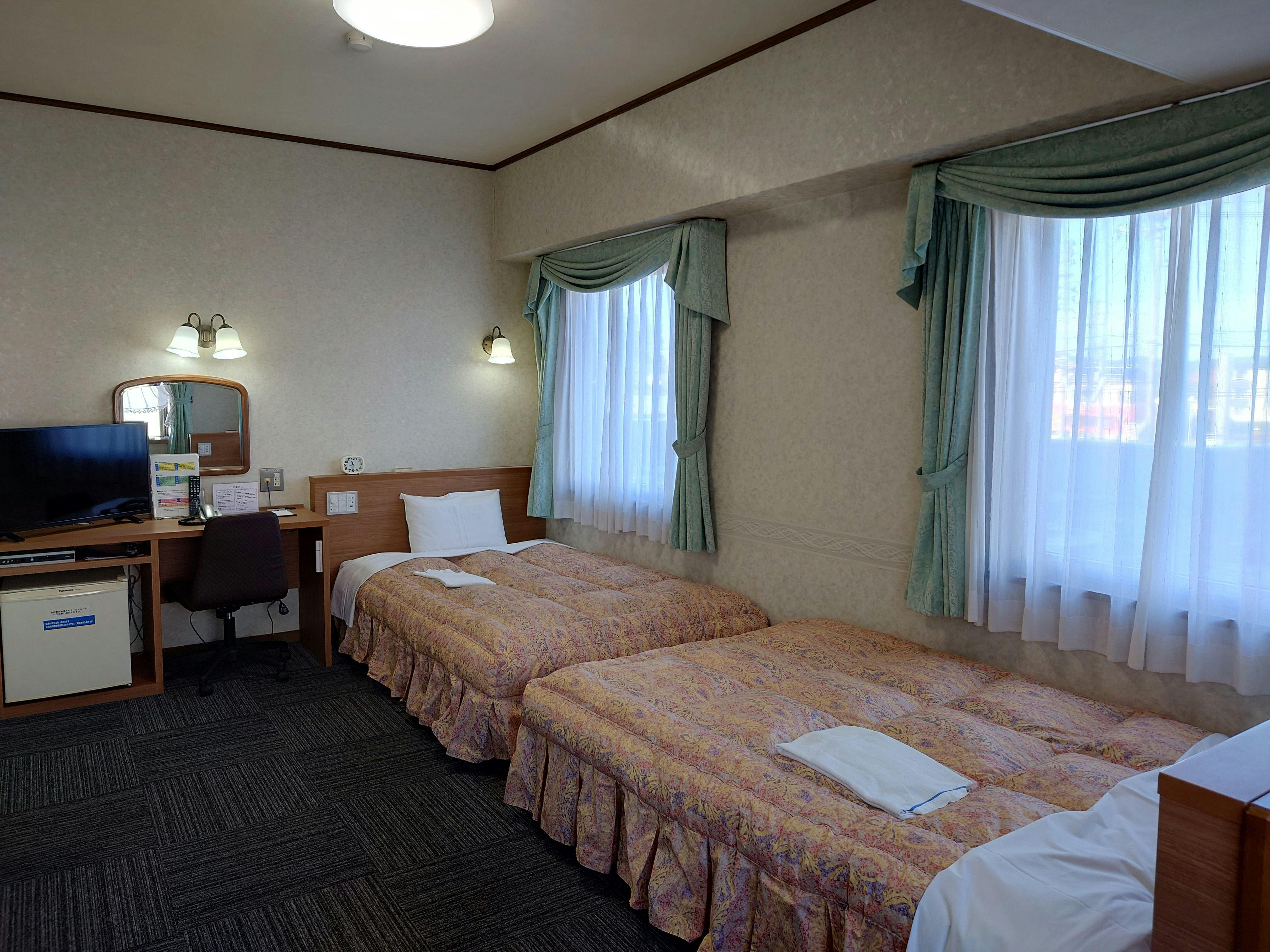 Hotel River Inn