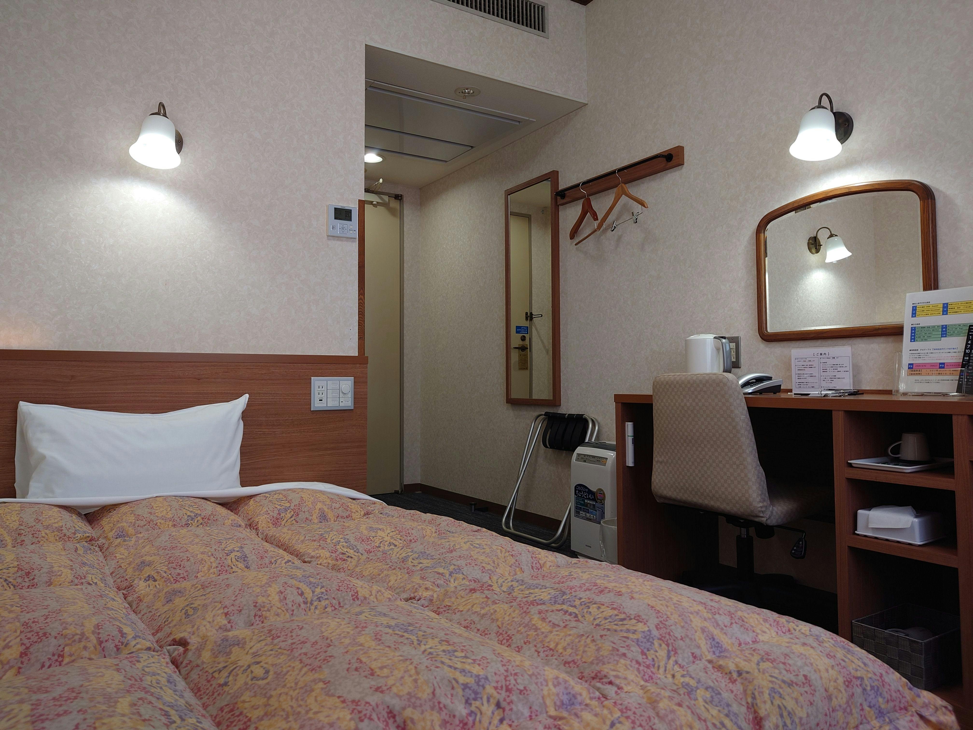 Hotel River Inn
