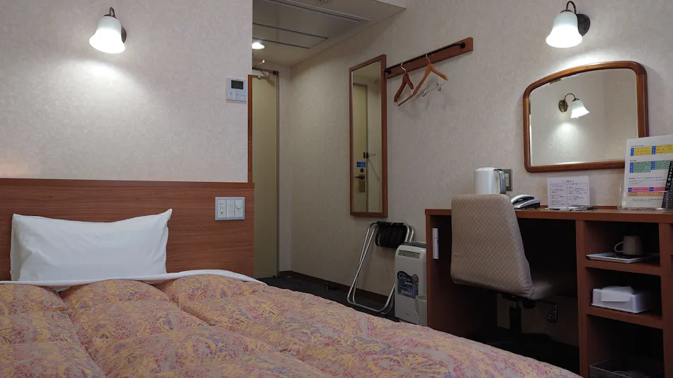 Hotel River Inn