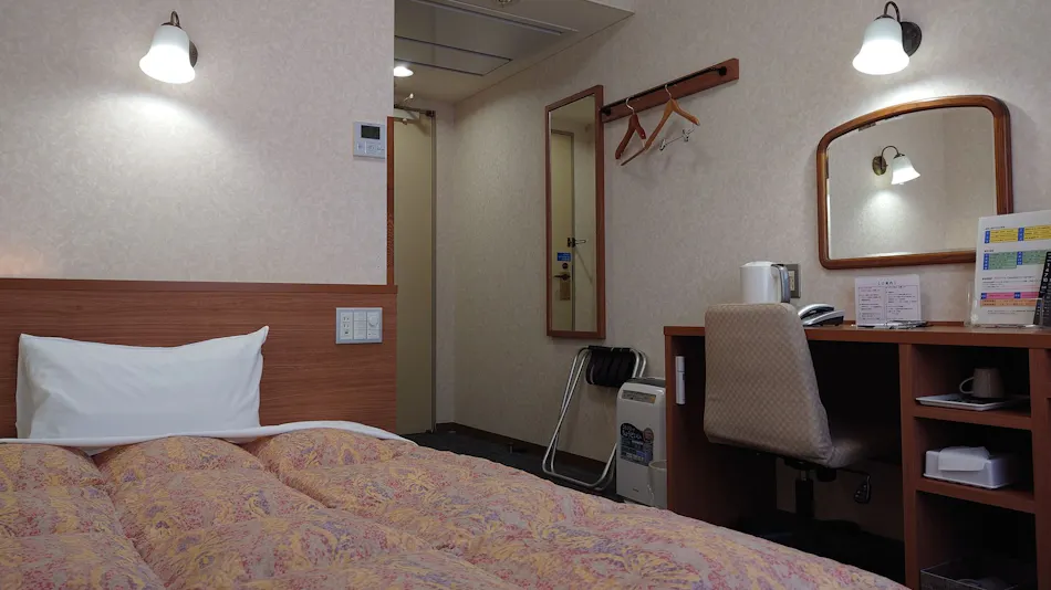 Hotel River Inn