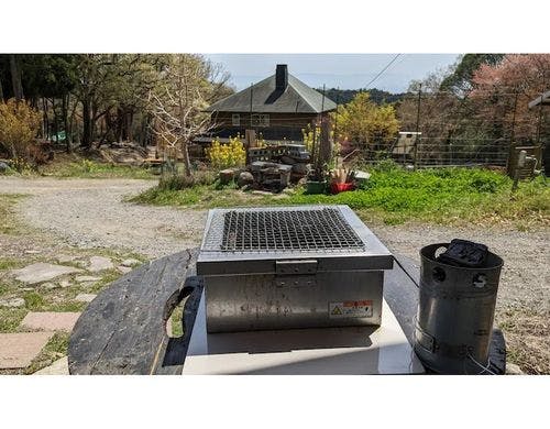 ステンレス製の炭焼き卓上コンロ