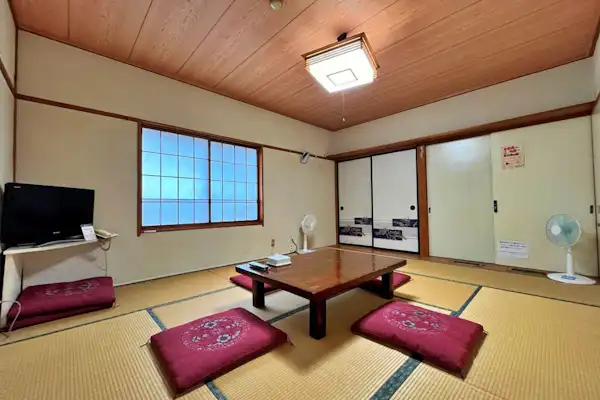 ห้อง 201 ห้องสไตล์ญี่ปุ่น 10 เสื่อทาทามิ