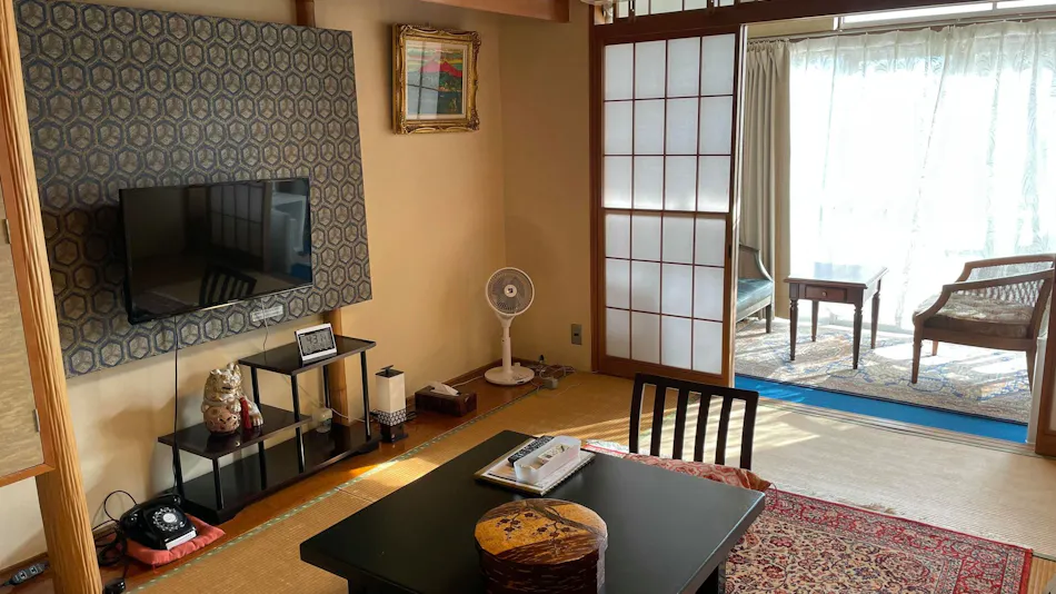 Hashimoto Inn