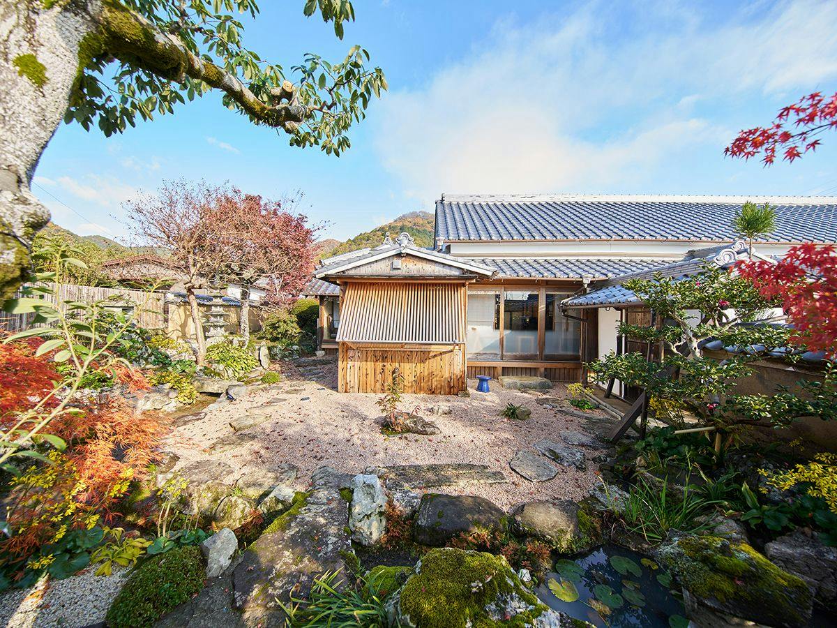 Himeji Castle’s back parlor-like　400-year-old inn ”Tetsu-juro”（former Oguni’s residence)