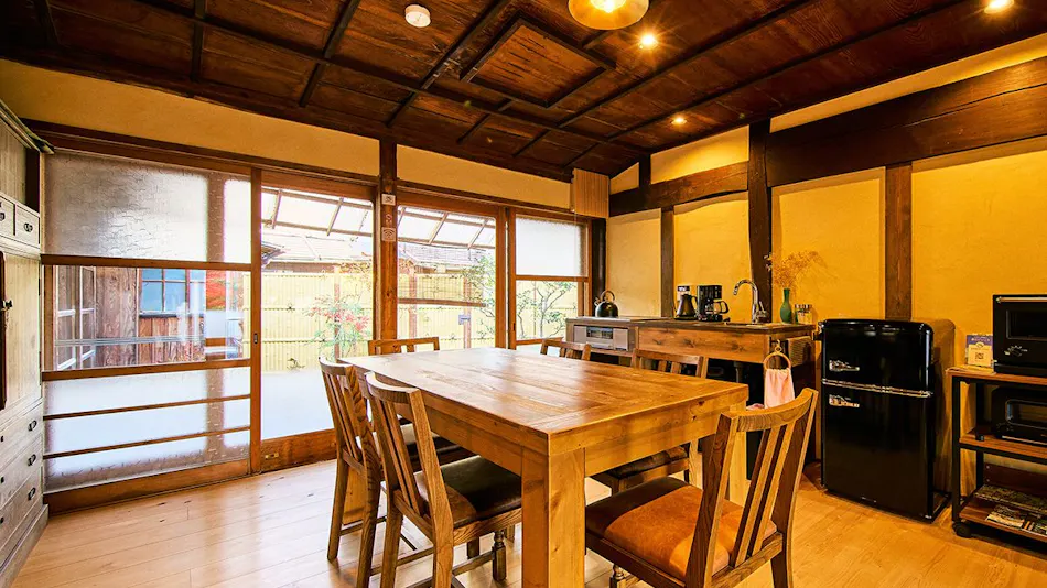 Himeji Castle’s back parlor-like 400-year-old inn ”Tetsu-juro”(former Oguni’s residence)
