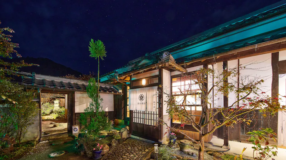 Himeji Castle’s back parlor-like 400-year-old inn ”Tetsu-juro”(former Oguni’s residence)