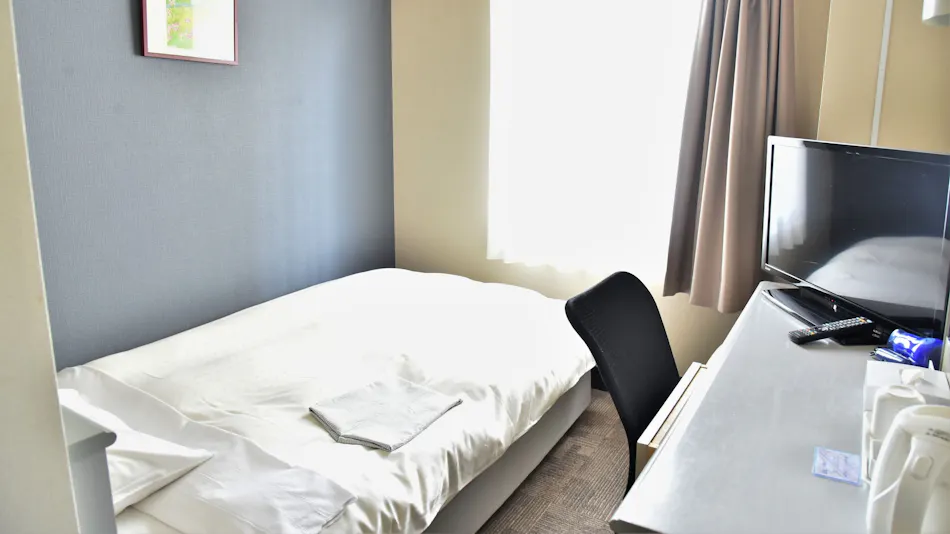 Hotel Abyss Matsuyama, Kencho-mae