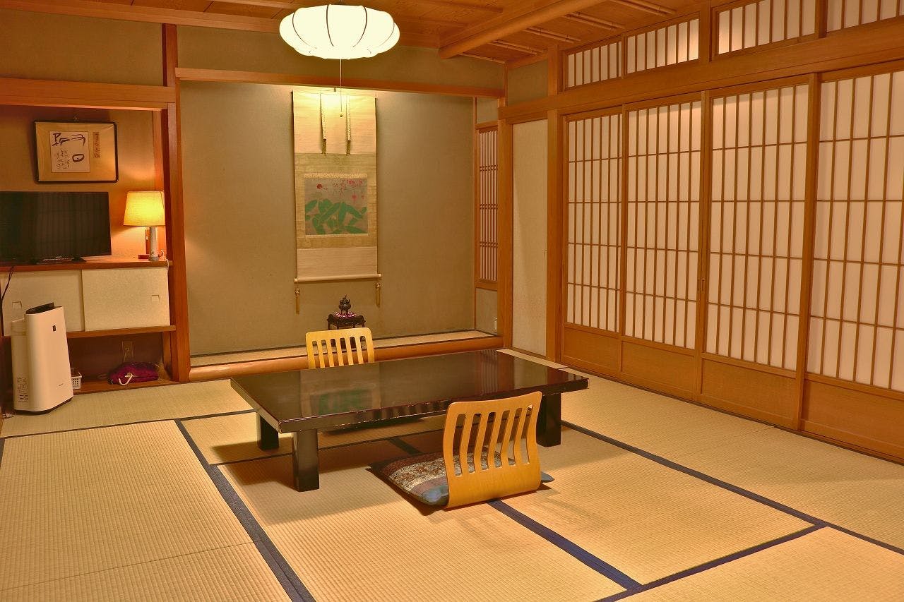 Kinosaki Onsen Tsutaya Ryokan