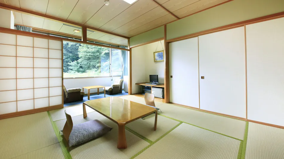 Achi no Sato Hirugami