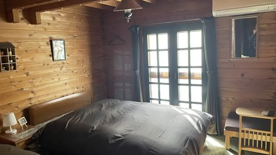 Giovanni's Cabin