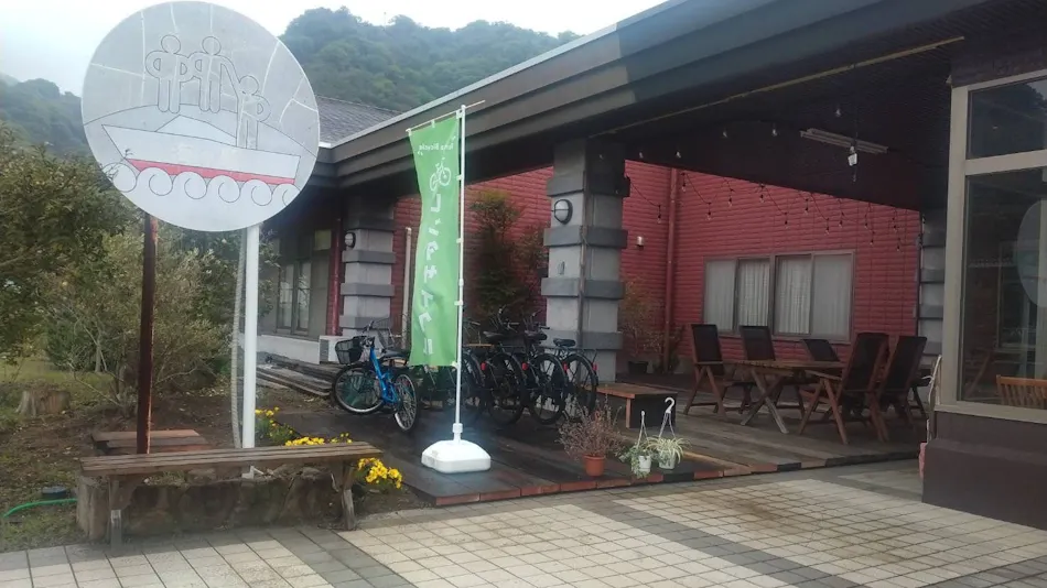 Yutaka Umi no Eki Tobishima-kan