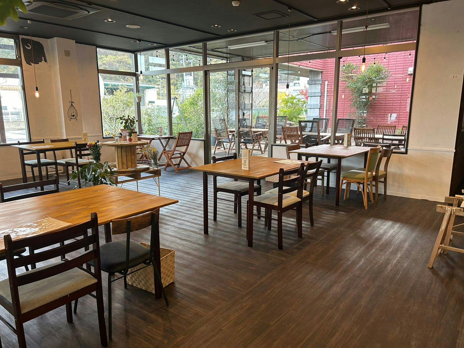 Yutaka Umi no Eki Tobishima-kan