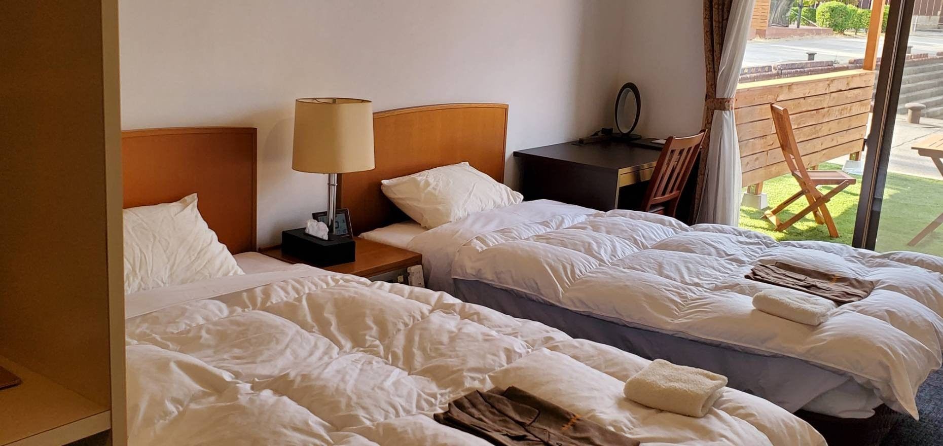 Yutaka Umi no Eki Tobishima-kan