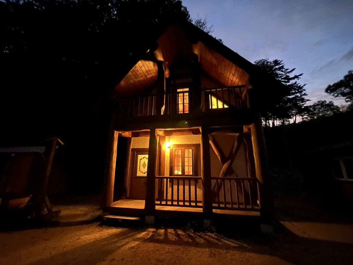Starry Log House