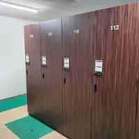 ล็อกเกอร์สกีภายในอาคาร