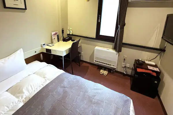 ห้องพักเดี่ยวประเภท A (สูบบุหรี่)