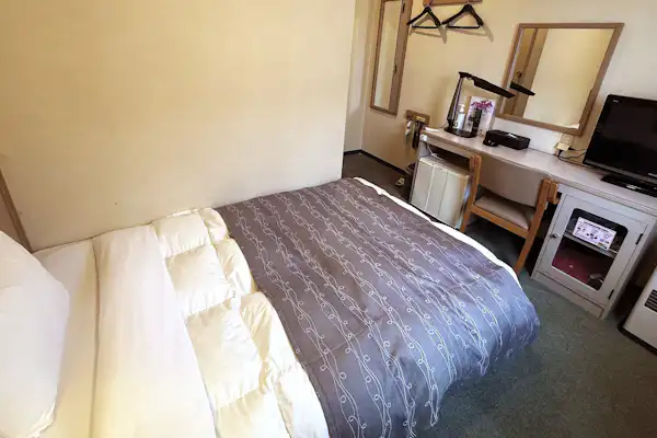 ห้องพักเดี่ยวประเภท A (สูบบุหรี่)