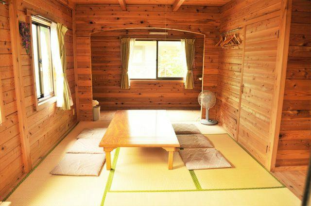 附有閣樓的10人小屋