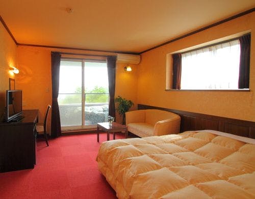 客室一例（デラックスダブル／露天風呂付）