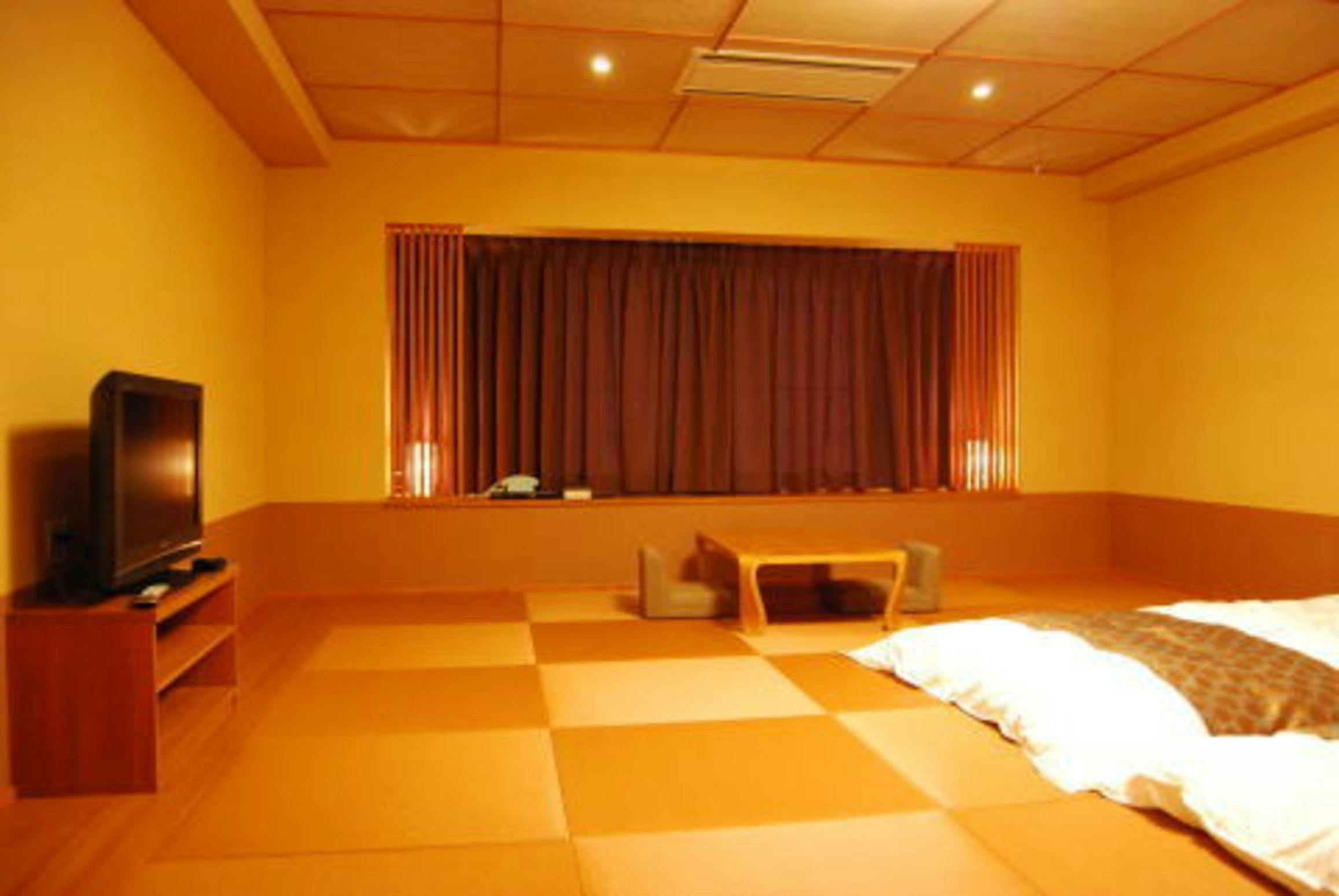 Shiga Riverside Hotel