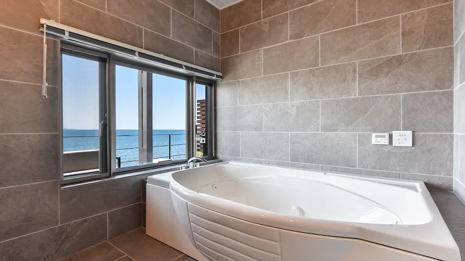 Ocean Front Reship