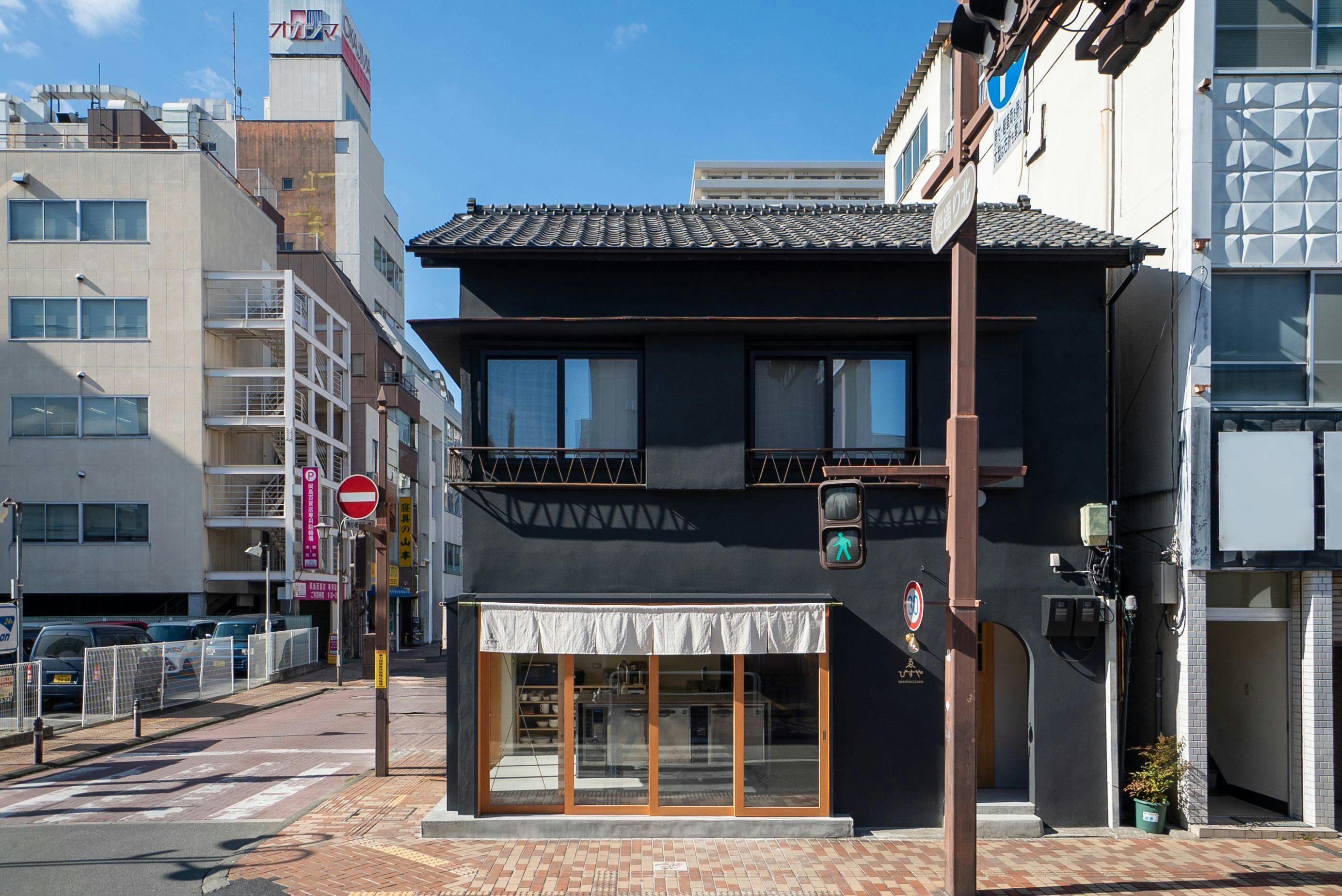 Ebisuya Inn in the Downtown Area