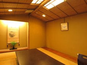 割烹 桃山
