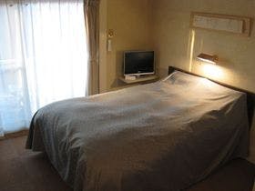 Ｂ・Ｂ・Ｃ長湯　長期滞在施設と林の中の小さな図書館