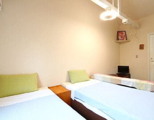 ツインルーム◆トイレ付のお部屋です*