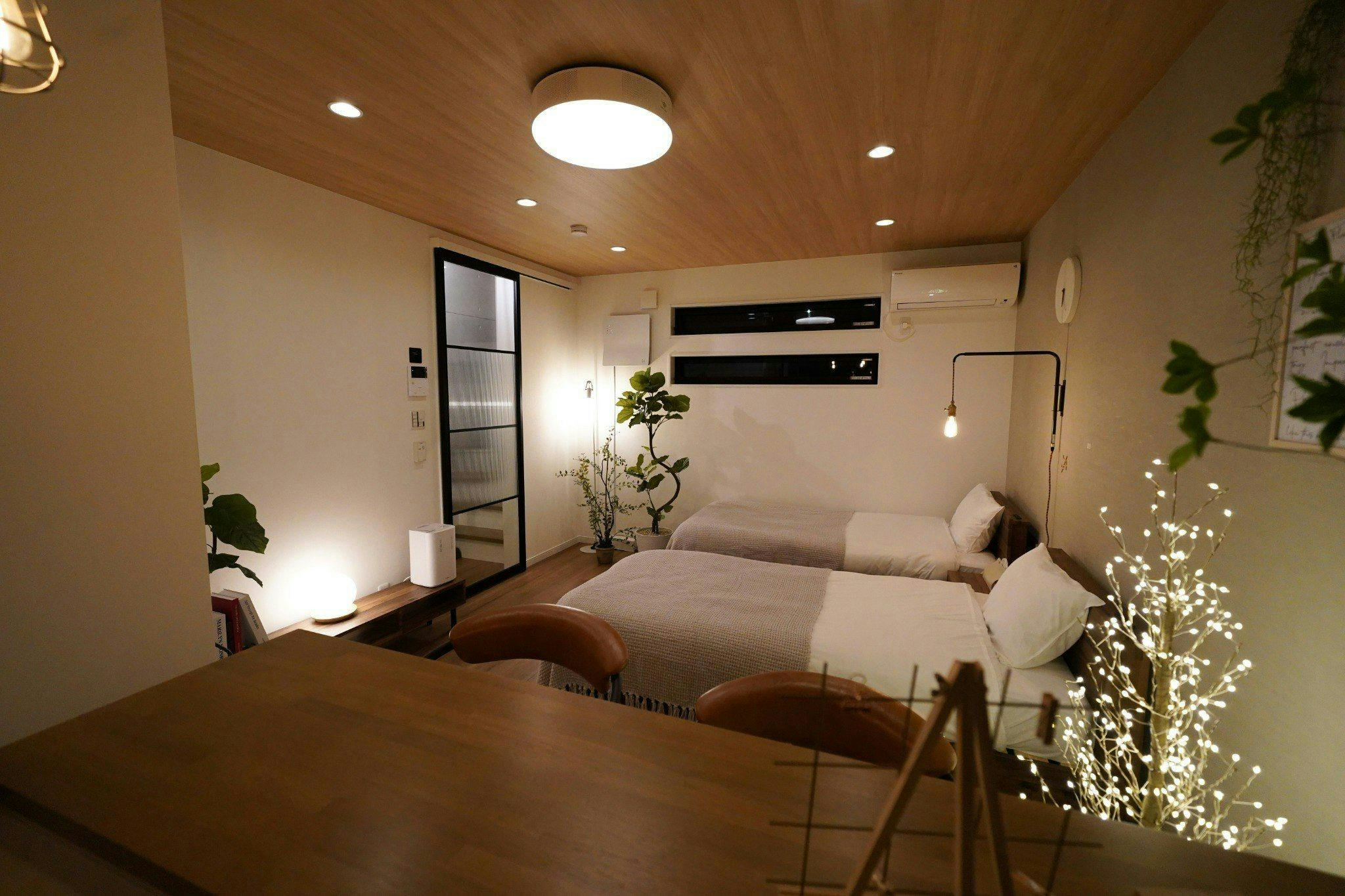 Garage House Hotel ISHIUCHI BASE