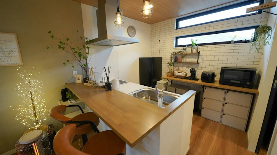 Garage House Hotel ISHIUCHI BASE