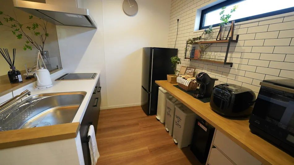 Garage House Hotel ISHIUCHI BASE