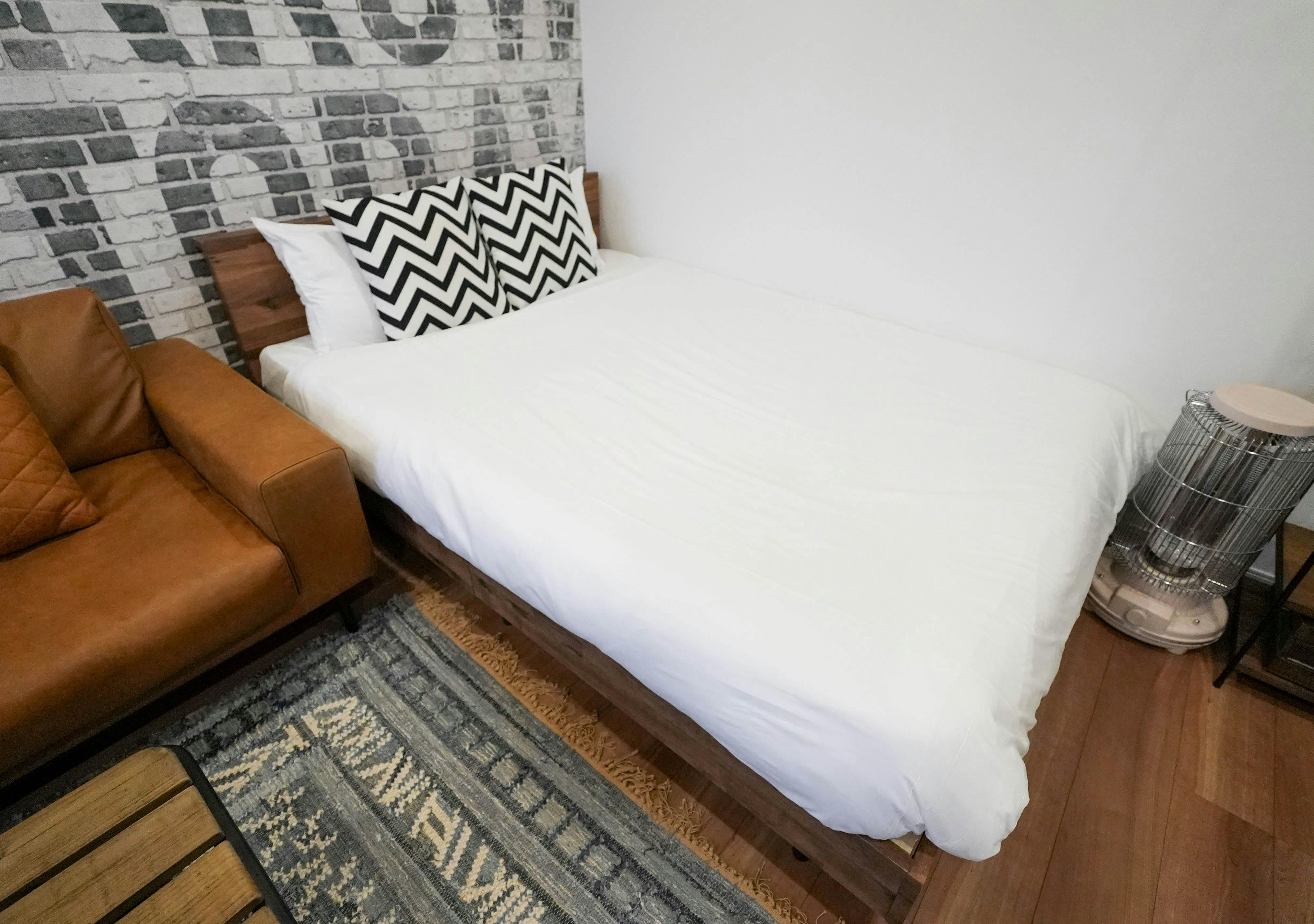 Garage House Hotel ISHIUCHI BASE