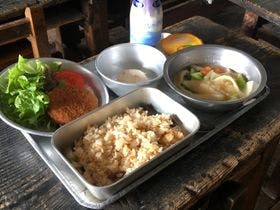 三代校舎ふれあいの里　おいしい学校