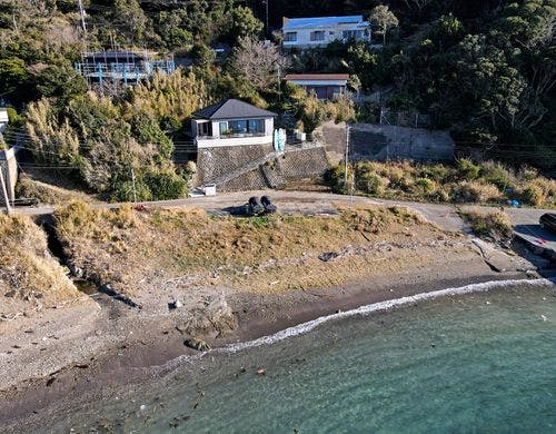 海まで徒歩1秒！