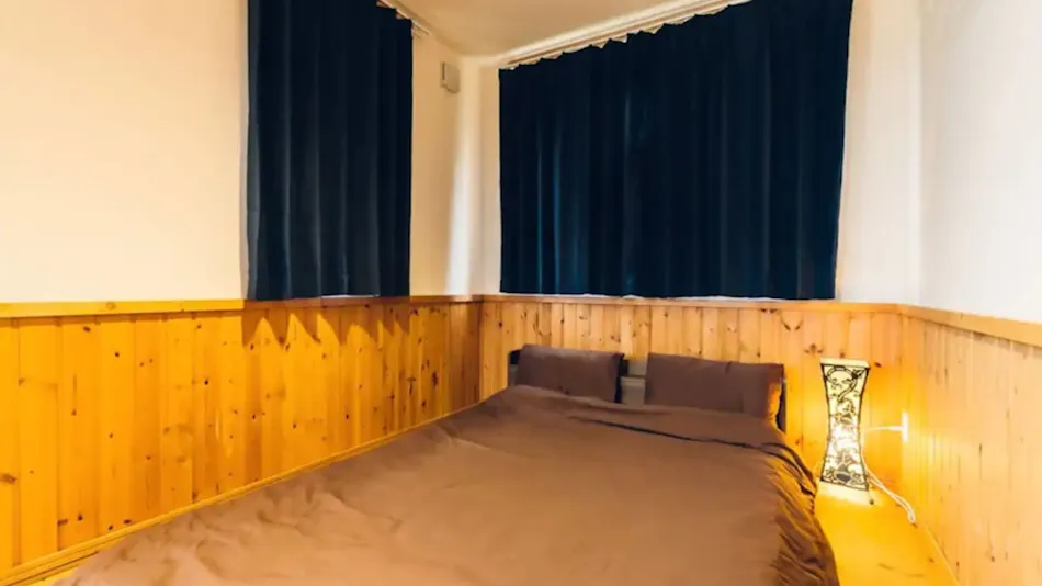 Lake Toya Private Log House