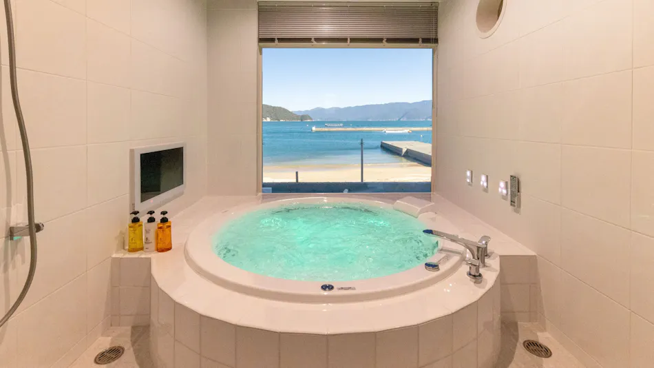 Tsuruga Sazanami Resort Chobei (Formerly: Tsuruga Umibe no Yado Chobei)
