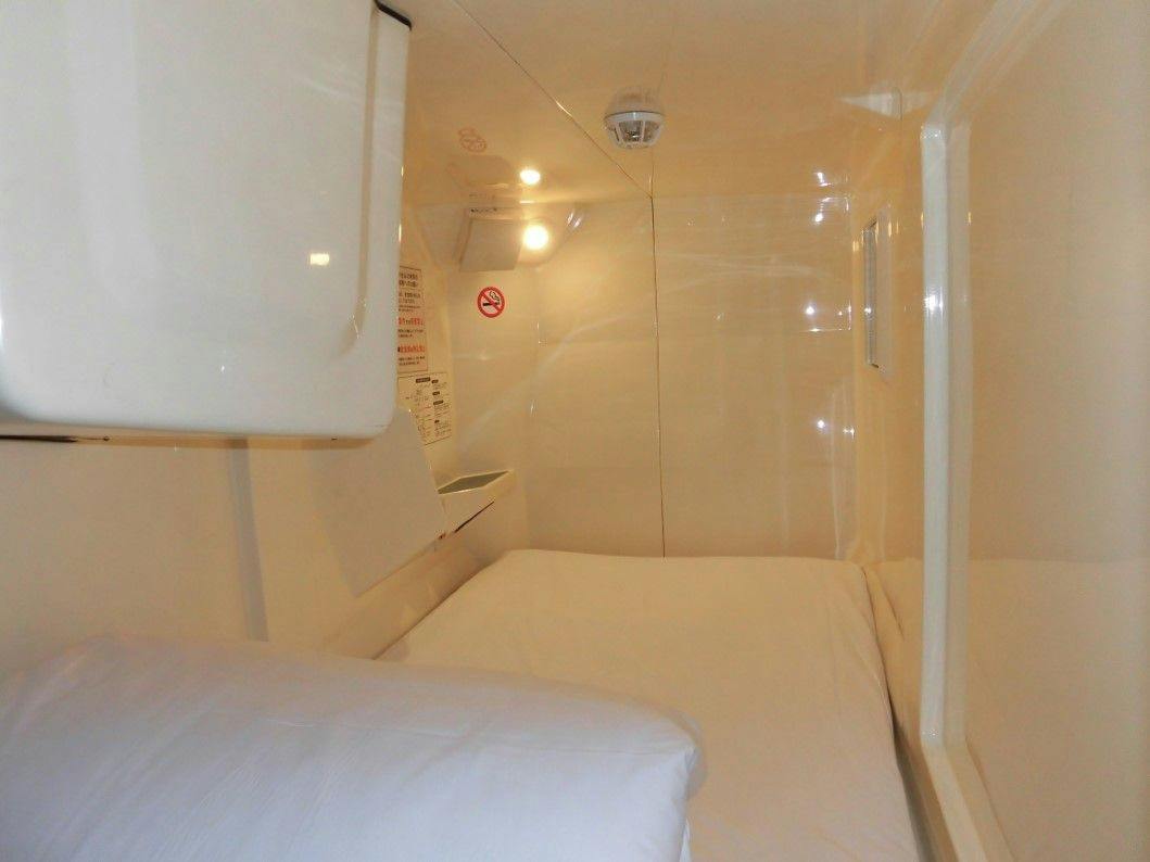 MINATO Capsule Inn
